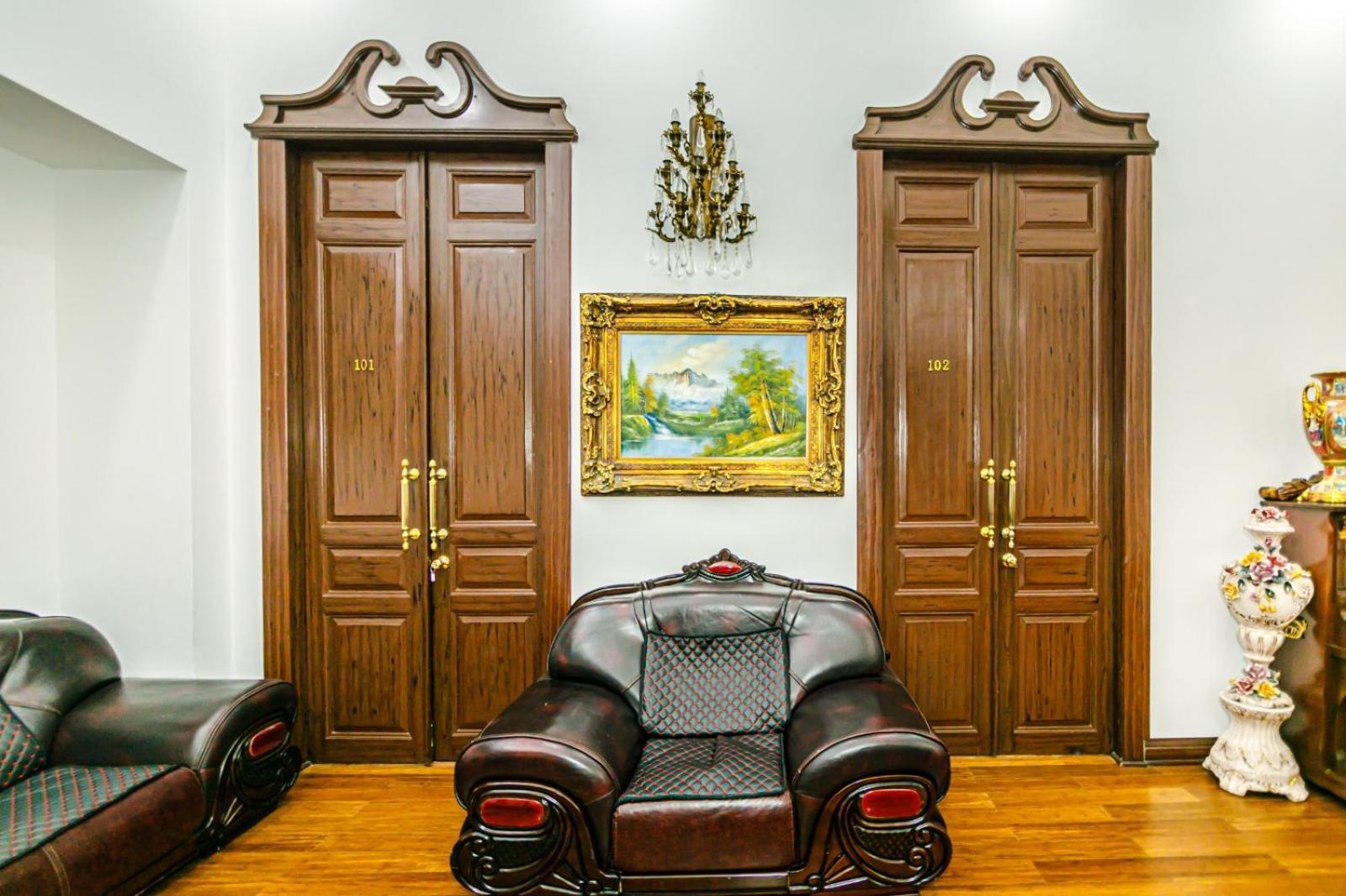 Sera Hotel Baku Exteriör bild