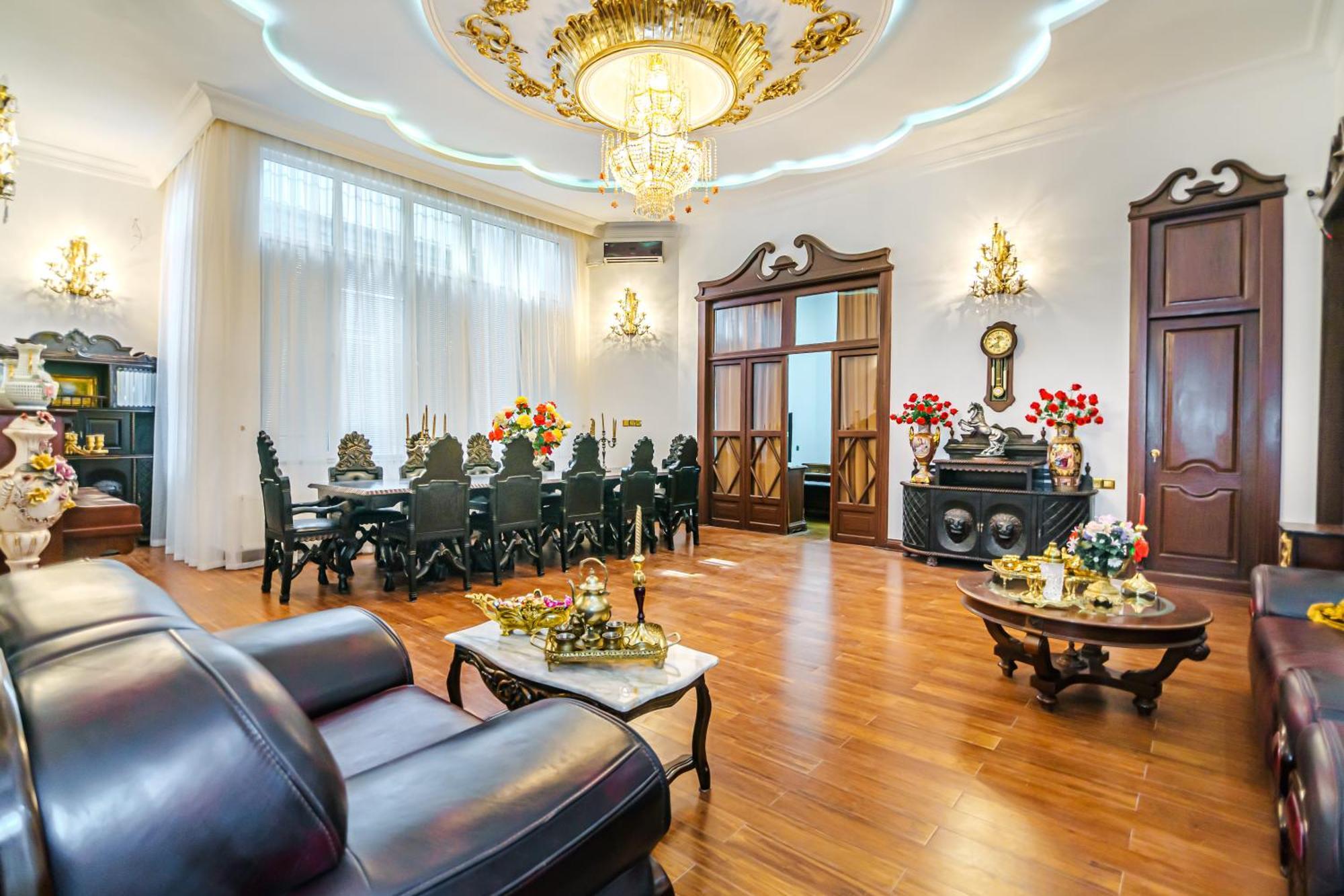 Sera Hotel Baku Exteriör bild