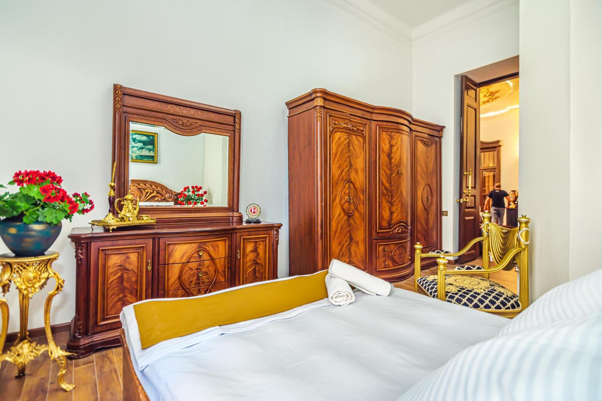 Sera Hotel Baku Exteriör bild