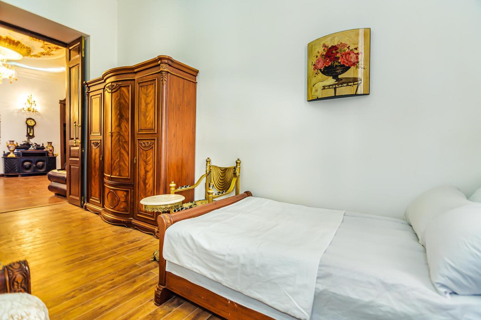 Sera Hotel Baku Exteriör bild