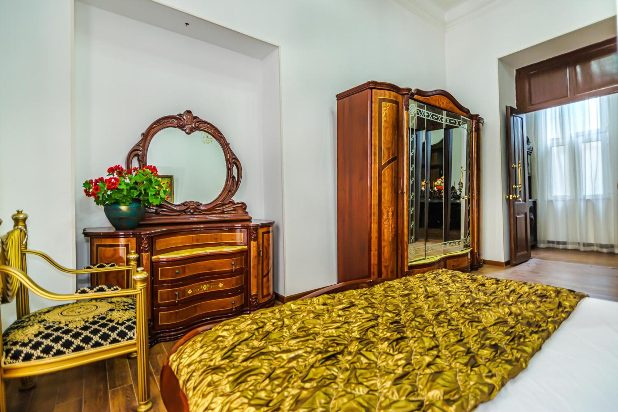 Sera Hotel Baku Exteriör bild